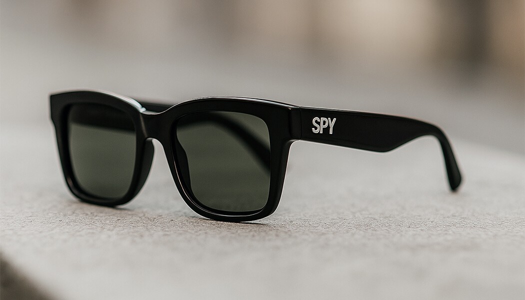 Occhiali da Sole Spy: Stile Urban e Protezione